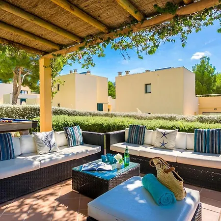 Villa Josefa 4 Bedroom Villa, Cala Galdana