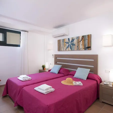 Villa Josefa 4 Bedroom Villa, Cala Galdana *