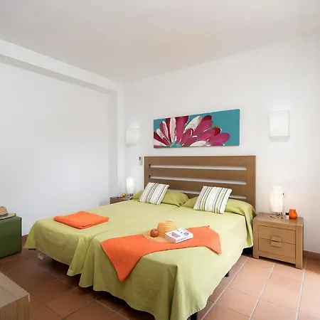 Villa Josefa 4 Bedroom Villa, Cala Galdana