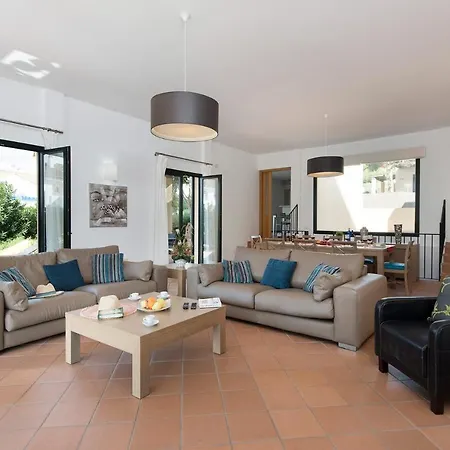 Josefa 4 Bedroom Villa, Cala Galdana Villa