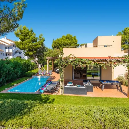 Josefa 4 Bedroom Villa, Cala Galdana * Cala Galdana (Menorca)